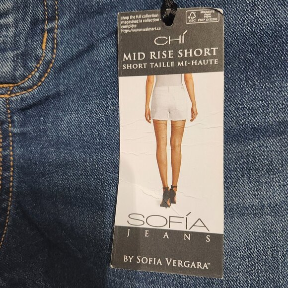 Chi Mid-rise Denim Short by Sofia Vergara size 6 - Picture 2 of 4